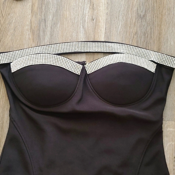 Red Clover - Picture 2 of 10